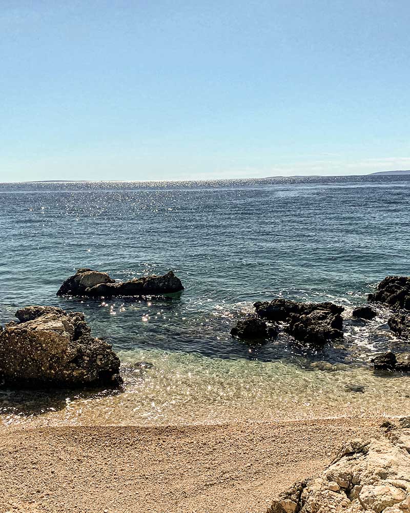 youvala-beachresort-pool-2